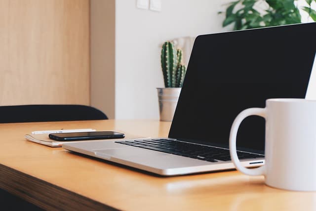 office, desk, business, working, mobile, phone, coffee cup, macbook, computer, laptop, technology, coffee, cup, mug, notepad
