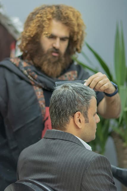 barber shop, iran, haircut, iranian barber, persian barber, cutting hair, hairstyle, beauty salon, beauty parlor, hairdresser, jorj barber, barbershop, asia, canon photography, hair salon, hair stylist, mashhad, iranian, persian, people, person, mostafa meraji, copy left, high quality, pixabay image