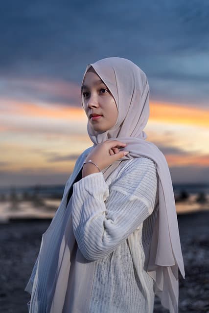 girl, hijab, model, portrait, woman, muslim, nature, young woman, islam, female model, makeup, modeling, pose, posing, beach