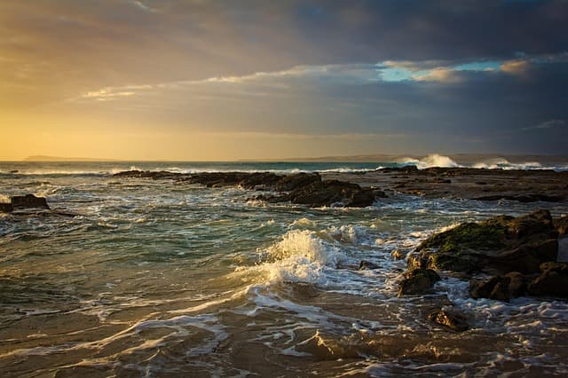 beach, waves, sea, ocean, rocky, rocky beach, ocean waves, sunset, spume, nature, seascape, horizon, dusk, twilight, beach, sea, sea, ocean, ocean, ocean, ocean, ocean, ocean waves, seascape