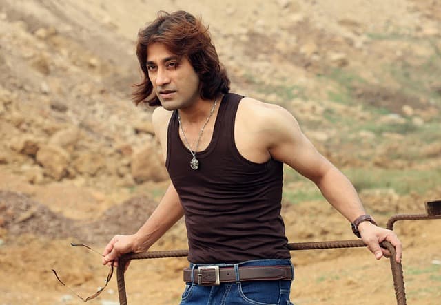 handsome man model, muscularity, muscle man fashion, attractive youth, blonde sexy man, action attitude, elegant long hairstyles, street style, macho, desirable hot, commercial use, perfume advertising, hot sexy indian, long haired male, isolated place, men wearing vest, cool life, strong man, stylish, charming, urban men fashion, action style, for advertising, free use photos, fitness